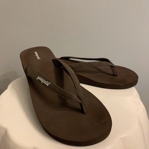 NWOT Patagonia flips